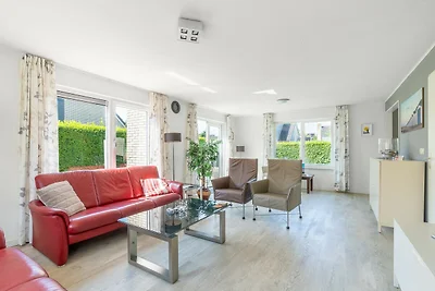 Charmante Villa in der Nähe von Meer und Wald