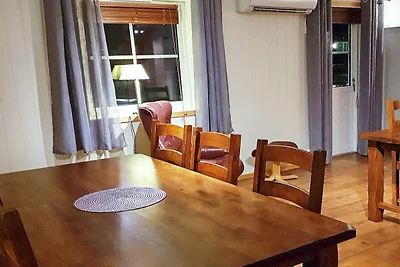 6 Personen Ferienhaus in Hamnvik