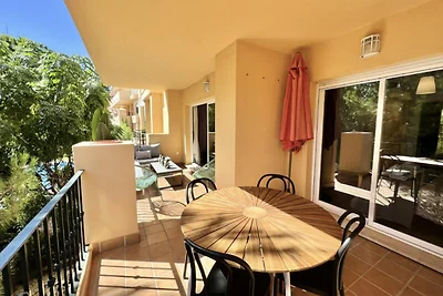 Wohnung in Calahonda mit tropischen Pools