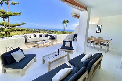 Apartment in Marbella mit Meerblick