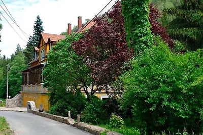 Appartamento su 2 piani in una villa con...