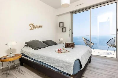 Villa an der Côte d’Azur mit Meerblick