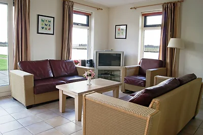 Chalet a Bergumermeer vicino al Canale