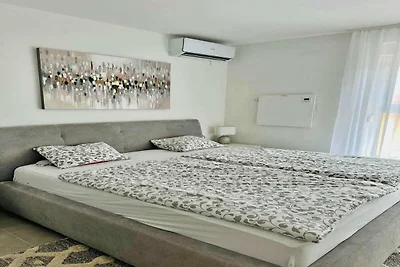 Moderne Wohnung, 300 m vom Strand entfernt