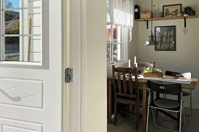 6 Personen Ferienhaus in Höviksnäs-By Traum