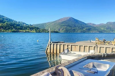 12 Personen Ferienhaus in Davik