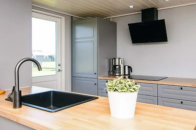 Gemutliche Kustenflucht -- By Traum...