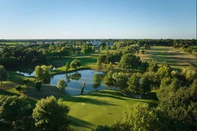 Geräumige Villa mit privatem Pool in Loire