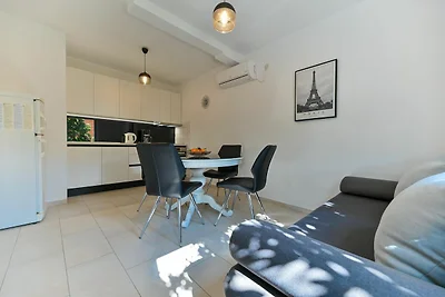 Wohnung in Trogir in der Nהhe des Meeres