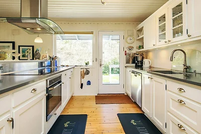 Spannend huis bij de zee -- By Traum...