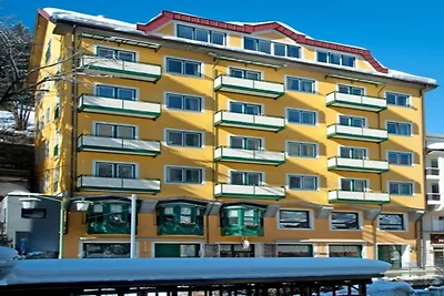Appartement met uitzicht op de bergen in...