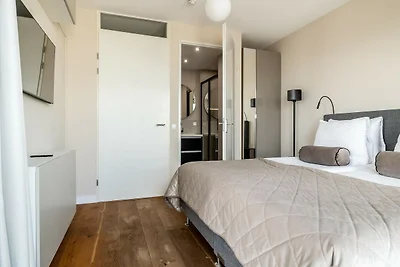 Apartment with Scheveningen harbor view