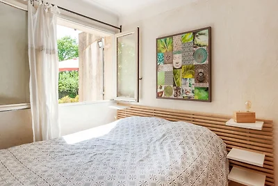 Villa moderna a Mougins con piscina privata