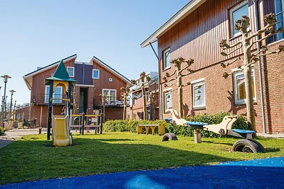 Hausboot im Waterpark mit eigenem Steg