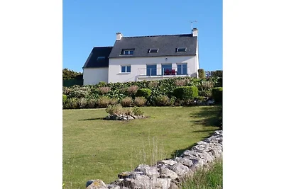Ferienhaus in Esquibien mit Terrasse