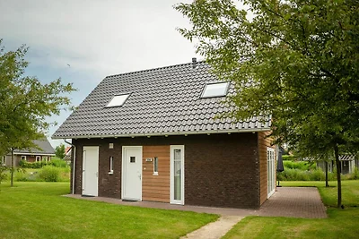 Vrijstaand vakantiehuis, op 700 m.