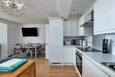 Appartement met 2 slaapkamers in Tenby, Geen...