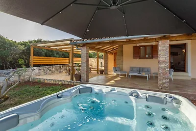 Ferienhaus in Pjescana Uvala in Strandnähe