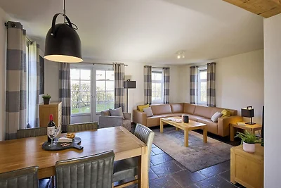 Comfortabele boerderijvilla in Limburg
