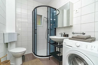 Apartment Konak - Two Bedroom Apartment with ...