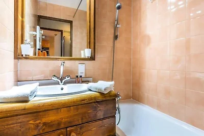 Komfortable Wohnung am Fuße der Pisten, überd...