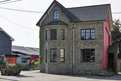 Geräumige Villa mit Sauna in Sourbrodt