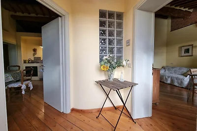 Deliziosa casa vacanze con piscina in comune