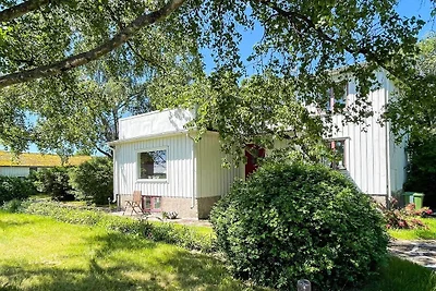 8 Persone case ad MÖRBYLÅNGA
