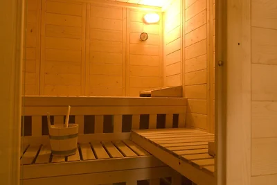 Authentische Wohnung mit Geschirrspüler, im G...