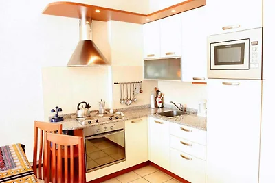 Wohnung in Porlezza mit Balkon oder Garten-eh...