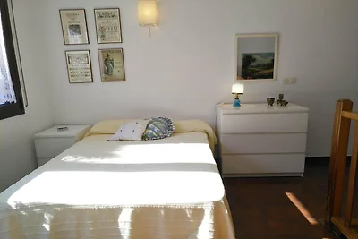 Villa for 8 people near Sea beach