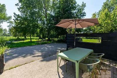 Apartment mit Mini-Campingplatz und...