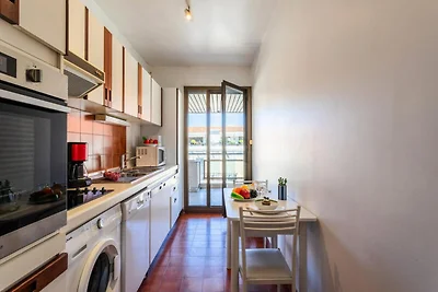 BAL584 / Große 2-Zimmer-Wohnung mit...