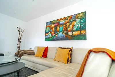 Luxusvilla mit Whirlpool und Meerblick