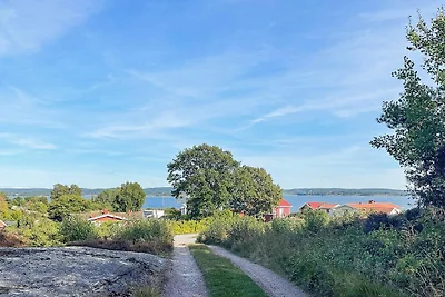 Magisches Kustenrefugium auf Tjorn-By Traum