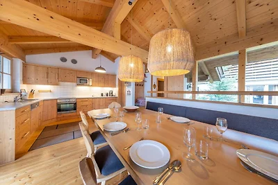Luxuriöses Chalet mit Sauna in Königsleiten