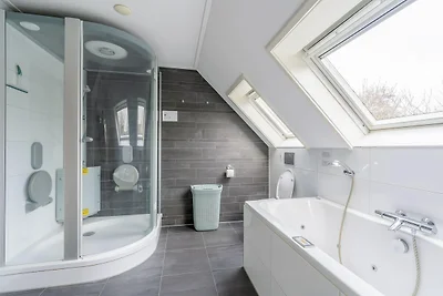 Charmante Villa mit Dampfkabine und Whirlpool