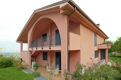 Modernes Ferienhaus in Verucchio mit Garten