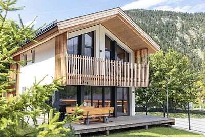 Chalet mit 4 Schlafzimmern, Sauna und Kamin