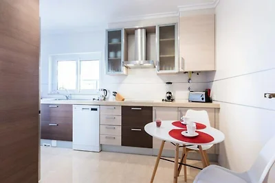 Wohnung bei Meia Praia mit Meerblick