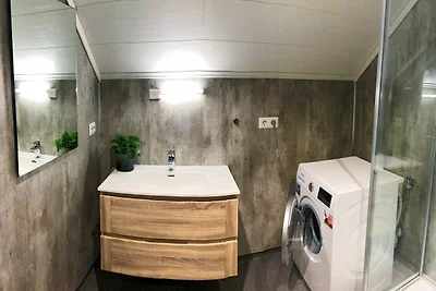 6 persone case ad MÅLØY