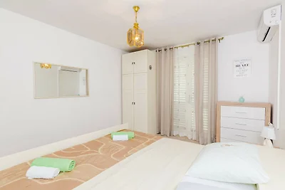 Rooms Nikola- Double Room with Terrace and Se...