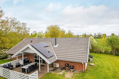 10 Personen Ferienhaus in Juelsminde