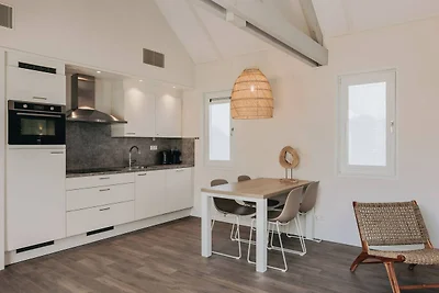 Lodge moderno con ir-sauna, a 500 metri dalla...