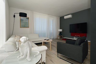 Modern hoekappartement in Solana Matorral met...