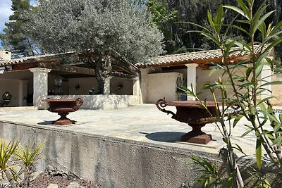 Prachtige villa met zwembad