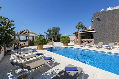 Villa Lina - Ferienhaus Mit Privatem Pool