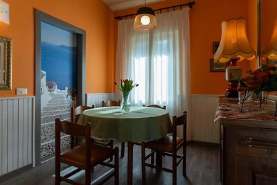 Idyllisch vakantiehuis bij het Idromeer