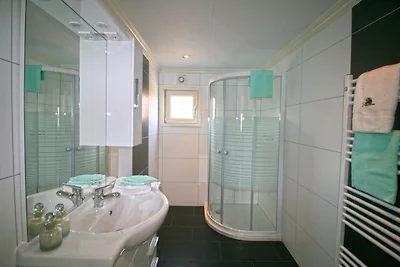 Chalet with 3 bedrooms and infrared sauna