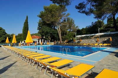 Mobile Home in Ferienresidenz mit Pool